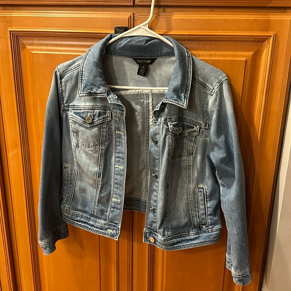 WHBM Jean jacket size 12. Fits small.